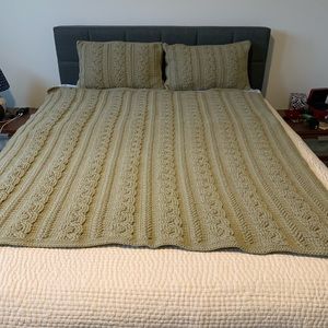 Hand made blanket and matching pillows